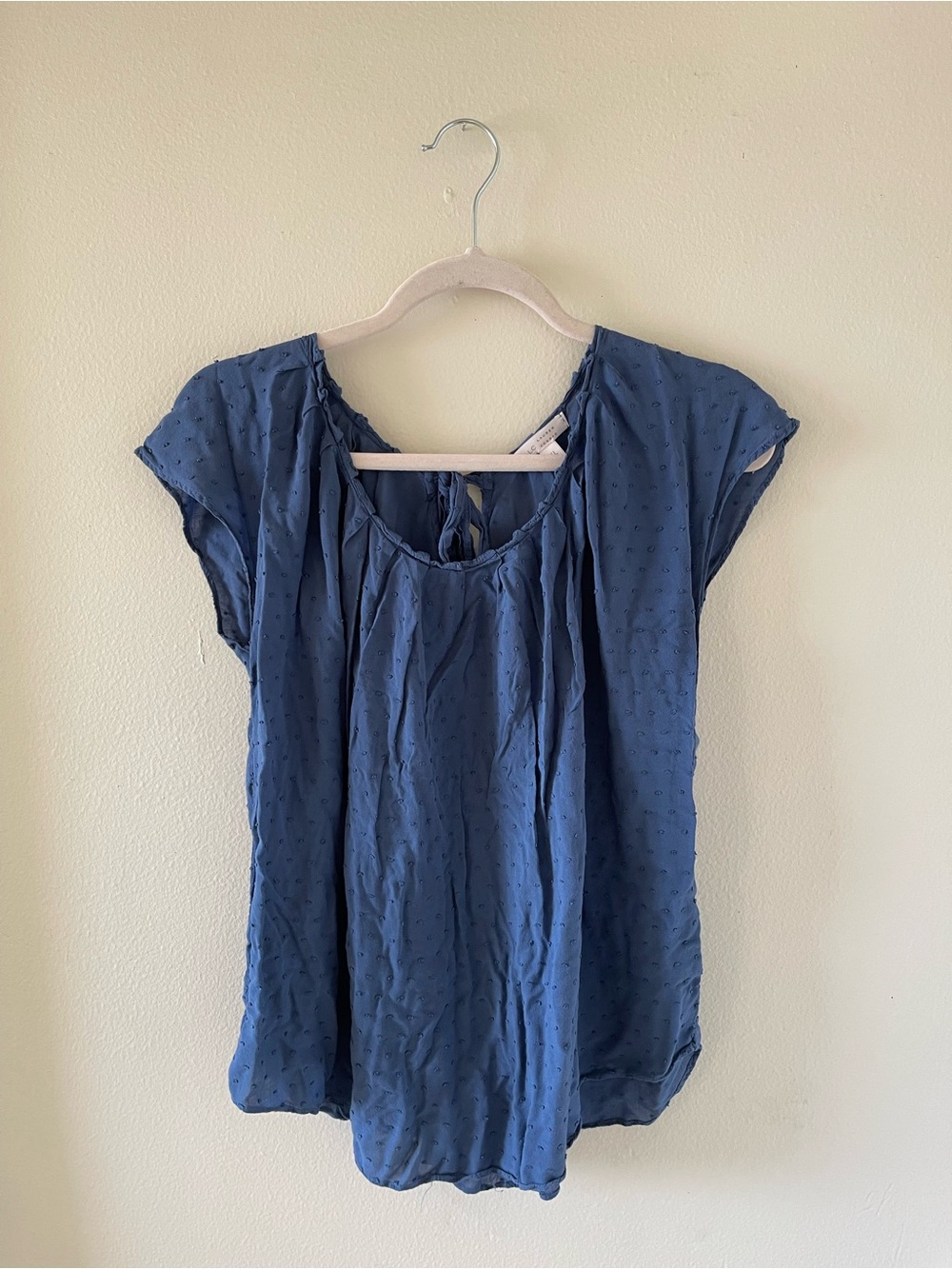LC Lauren Conrad Blue Dot-Texture Peasant Blouse